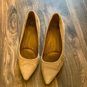 Sofft nude suede heels